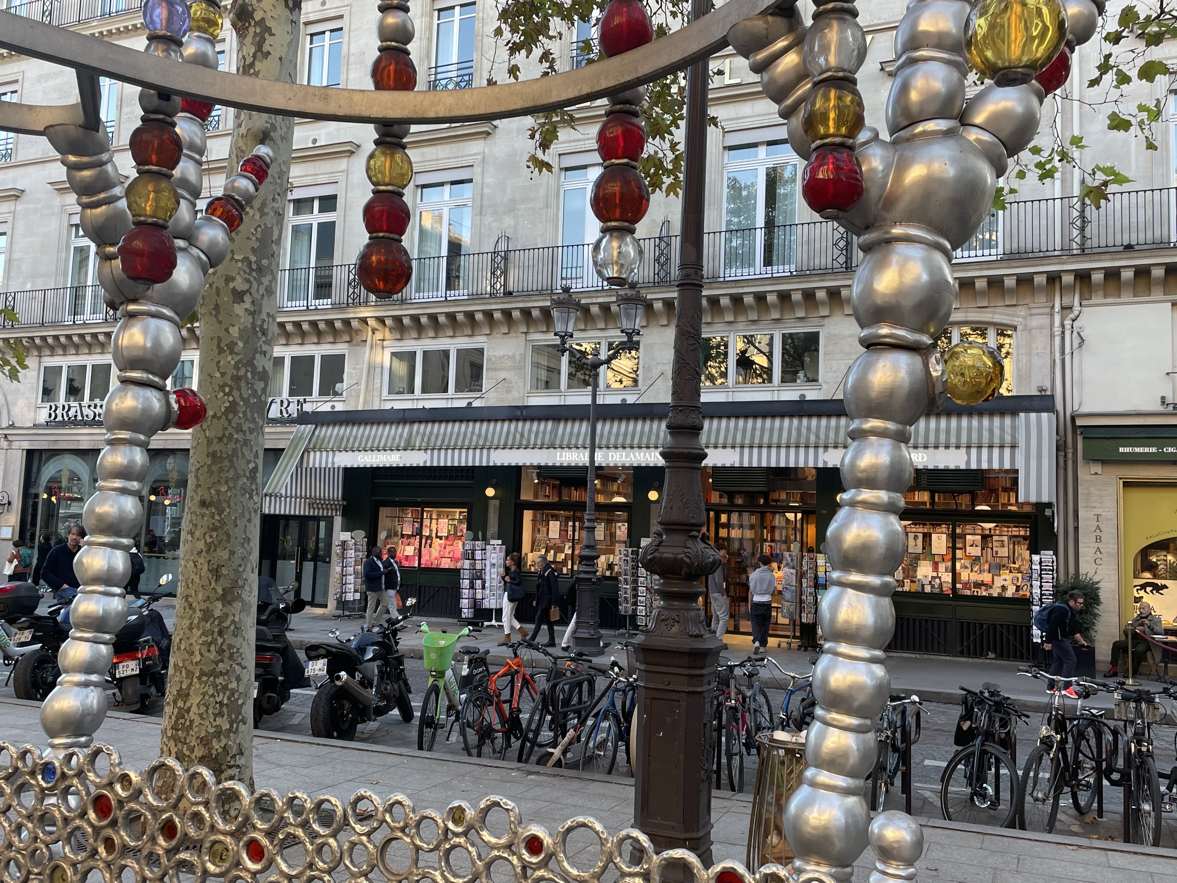 Librairie Delamain, rue St-Honoré , Paris VIIIe, Octobre 2024